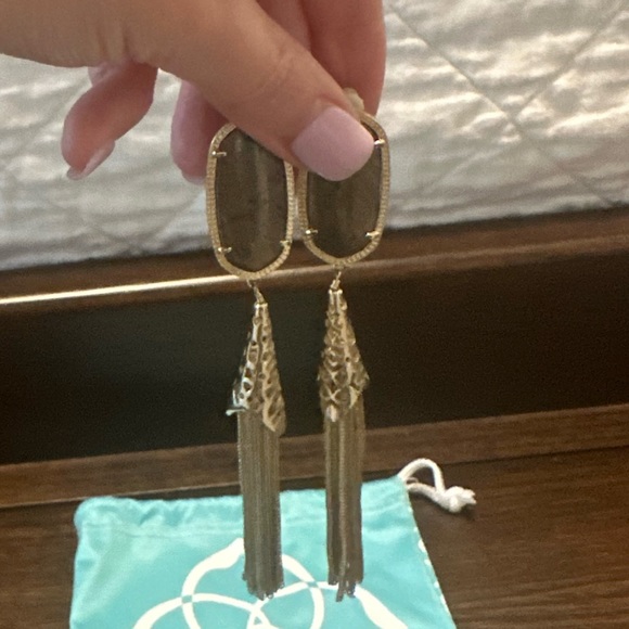 Kendra Scott - Never released sample earrings - Picture 3 of 3